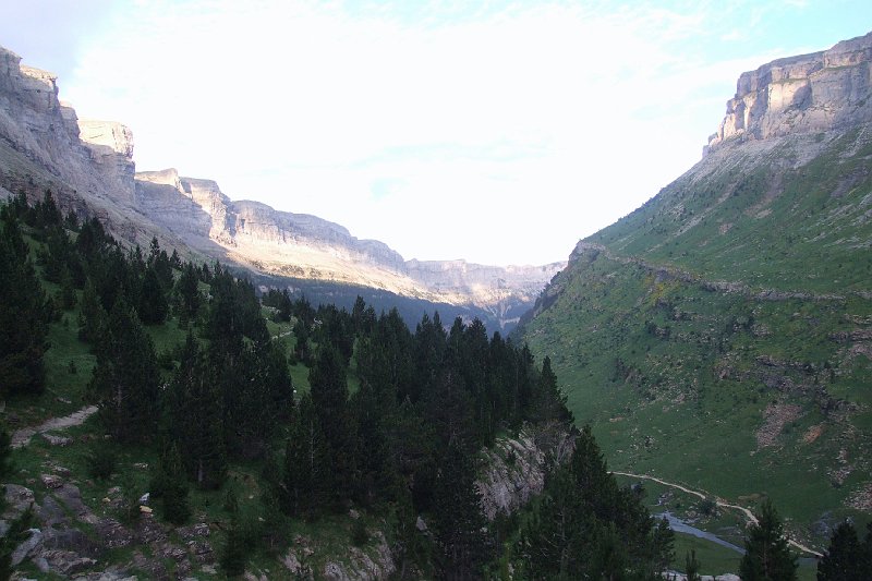 2008-07-11,07-44-10,canyon d'Ordesa.jpg